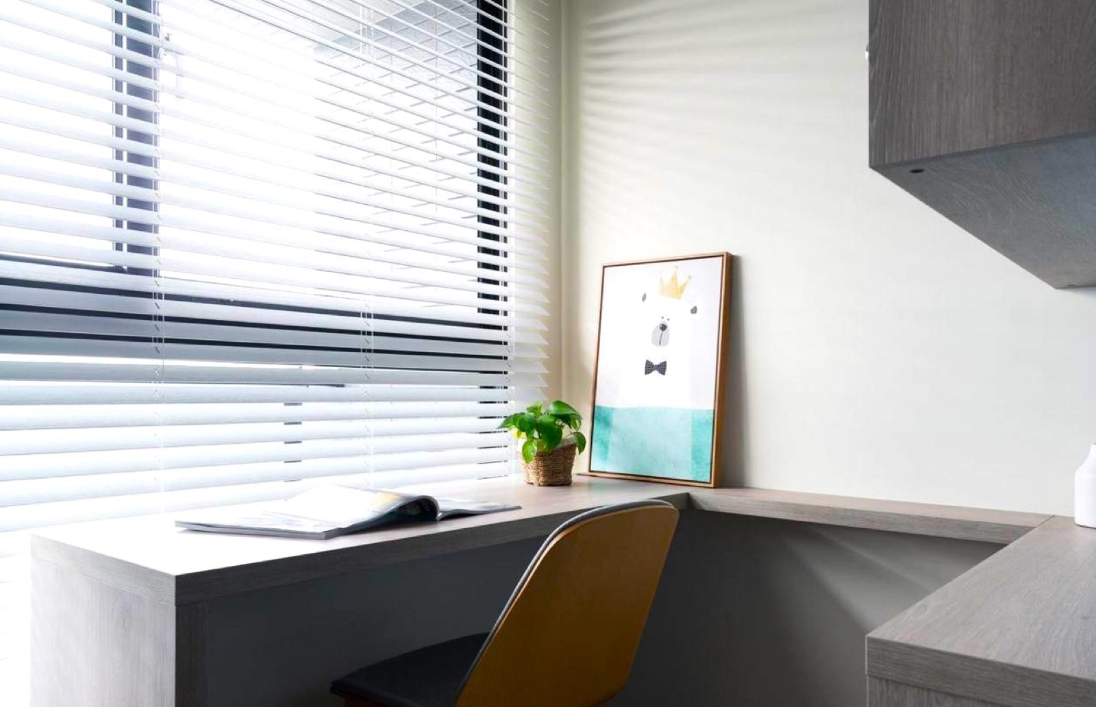 White Ashford faux wood blinds with a matching valance